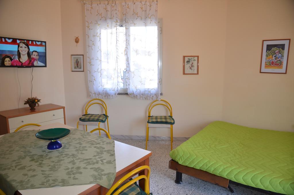 Casa Susanna Fondachello  Eksteriør bilde